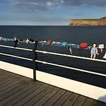Sandalwood - By The Sea Apartment Saltburn-by-the-Sea