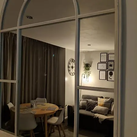 Sandalwood - By The Sea