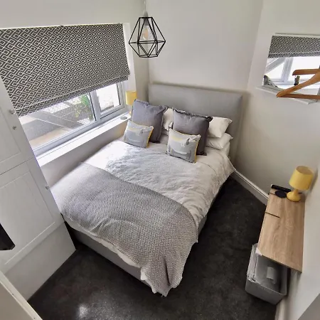 Sandalwood - By The Sea