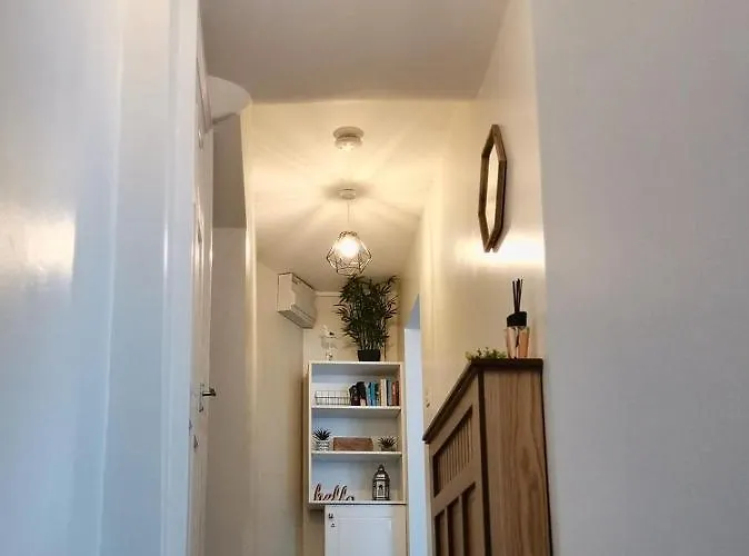 Sandalwood - By The Sea Appartement