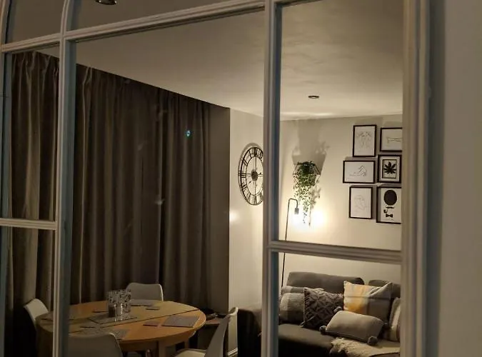 Sandalwood - By The Sea