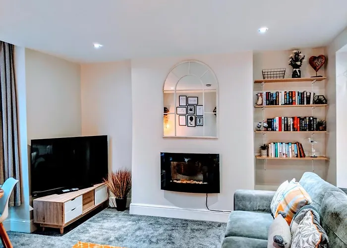 Sandalwood - By The Sea * Saltburn-by-the-Sea