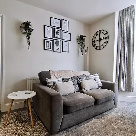 Sandalwood - By The Sea * سولتبرن باي ذا سي